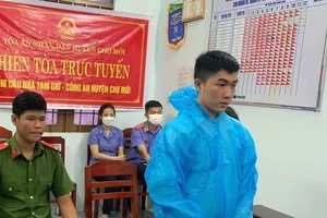 Trộm tiền bà ngoại đi mua iphone tặng bạn gái