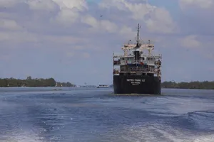 Bộ GTVT bàn giải pháp khơi thông thuỷ lộ cho Miền Tây