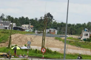 Cảnh cáo 2 nhà thầu thi công cao tốc Mỹ Thuận - Cần Thơ chậm tiến độ