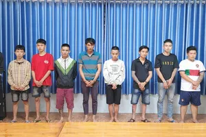 An Giang: Bắt 12 người mang súng đi hỗn chiến khiến 1 người tử vong