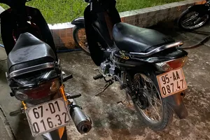 15 tuổi cầm đầu nhóm cướp nhí ở Cần Thơ