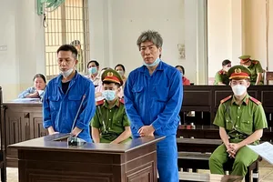 Cựu phó chi cục thi hành án cùng thư ký chiếm đoạt tiền người trúng đấu giá 