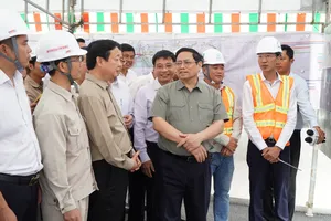 Thủ tướng đề nghị rút ngắn tiến độ thi công cầu Mỹ Thuận 2 