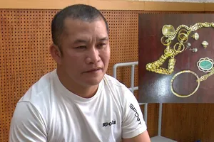 Trộm vàng sang Campuchia đánh bạc, vừa về nhà thì bị bắt