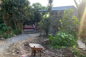 Điều tra vụ 'đang ngồi nhậu thì lấy súng ra bắn vào đầu mình'