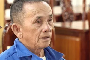 Bỏ tù lão 'yêu râu xanh' hiếp dâm bé gái 4 tuổi