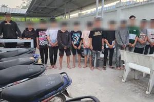 Công an ngăn chặn 3 nhóm thanh thiếu niên mang hung khí đi hỗn chiến