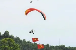 An Giang: Biểu diễn diều hình rắn hổ mang dài 120m dịp Lễ 30-4