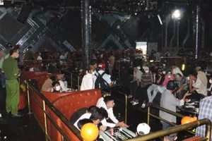 Công an Vĩnh Long phát hiện 56 người ở Beer club N68 dương tính ma tuý