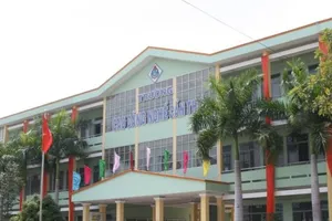 Trường Cao đẳng nghề Cần Thơ dạy thêm môn, thu học phí không đúng quy định