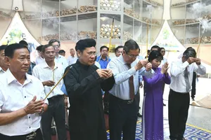 Tưởng niệm những nạn nhân Ba Chúc bị sát hại trong chiến tranh Biên giới Tây Nam