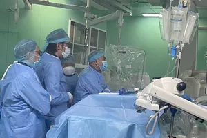 Báo động đỏ liên viện cứu nữ bệnh nhân ngưng tuần hoàn hô hấp