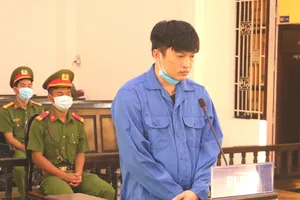 Cậu chém cháu vì rủ đi nhậu nhưng kêu về sớm