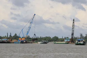 Đồng Nai, Đồng Tháp gia hạn giấy phép khai thác đá, cát chưa đúng quy định