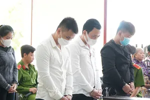 Mâu thuẫn việc đòi nợ thuê, 1 người bị bắn tử vong