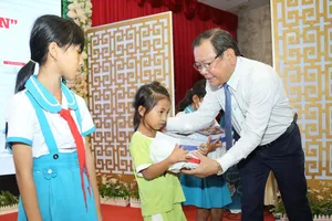 Ngư dân Bạc Liêu mong sớm gỡ thẻ vàng IUU 