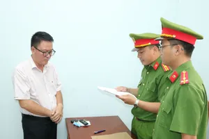 Bắt người từ TP.HCM đến Trà Vinh lừa đảo mua bán đất chiếm đoạt hàng tỉ đồng