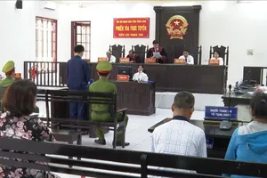 Thiếu niên 17 tuổi lãnh 17 năm tù vì giết, cướp tài sản người đồng tính