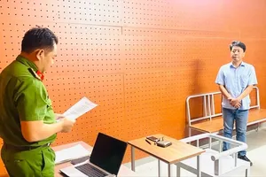 Vụ nhận hối lộ tại Chi Cục Đăng kiểm số 8: Có cả dịch vụ đăng kiểm hoả tốc