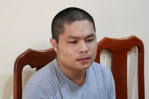 Xin quá giang không được, 2 thanh niên ra tay cướp xe