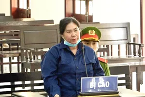 Cựu phó chánh án đòi 'đưa 50 triệu mới xét xử' bị phạt 4 năm tù tội nhận hối lộ