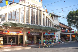 Lần đầu tiên tổ chức giải chạy marathon kết hợp âm nhạc đẳng cấp tại cần thơ 