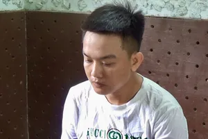 Bắt 2 thanh niên giả danh cảnh sát hình sự đi cướp