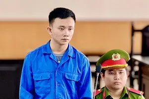 Có lòng tốt can ngăn đánh nhau, thanh niên lại bị chém trọng thương