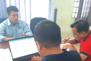 Nợ nần cờ bạc, thanh niên làm liều chiếm đoạt hơn 1,6 tỉ đồng của khách hàng