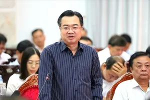 Bộ trưởng Bộ xây dựng nói về việc sử dụng tro xỉ nhiệt điện làm vật liệu đắp nền cao tốc