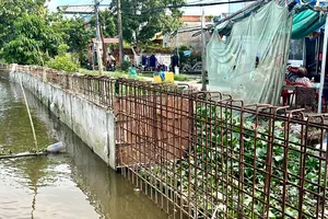 Dự án kè rạch Cái Sơn đình trệ, quyền lợi của dân treo nhiều năm