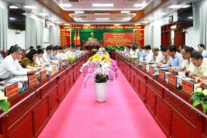 Trà Vinh: 8 cán bộ tự nguyện xin nghỉ hưu trước tuổi 