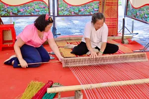 Nghề làm chiếu Cà Hom ở Trà Vinh trở thành Di sản văn hóa phi vật thể quốc gia