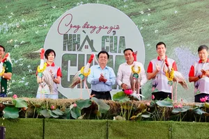 Phó Chủ tịch Quốc hội dự tiếp nhận 6 cá thể sếu đầu đỏ về vườn quốc gia Tràm Chim