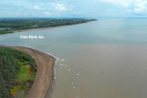 Dự án nạo vét luồng hàng hải Định An – Sông Hậu: Không khả thi về tài chính