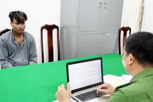 Mâu thuẫn từ việc chạy xe tông trúng con chó, thanh niên chém 2 người thương vong 