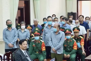 Vụ các cựu lãnh đạo Cadovimex lừa đảo nhiều ngân hàng: VKS đề nghị mức án đối với 20 bị cáo 