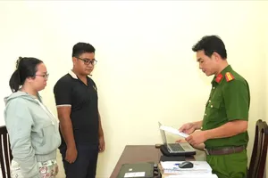 Khởi tố 2 người livestream bán 'bùa', lừa đảo chiếm đoạt hơn 65 triệu đồng