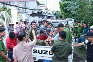 Bắt giữ 50 người tham gia đá gà ăn thua bằng tiền tại An Giang 