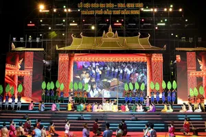 TP Cần Thơ khai mạc Lễ hội Oóc Om Bóc – Đua ghe Ngo năm 2025