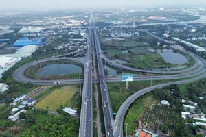 Toàn cảnh cao tốc TP.HCM - Trung Lương - Mỹ Thuận chuẩn bị được mở rộng