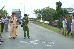 2 xe máy đối đầu, ông lão 67 tuổi tử vong