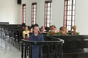 Kẻ làm bé gái 10 tuổi có thai lãnh án chung thân