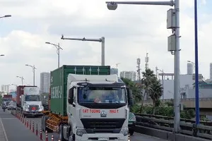 Xe quá tải khó thoát trạm cân tự động 