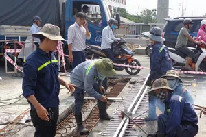 Ngày 29-4, hoàn thành thông xe cầu Hang Trong, Gò Vấp