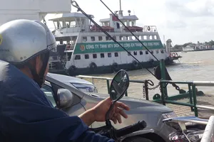 Tăng chuyến phà và xe buýt dịp lễ 2-9