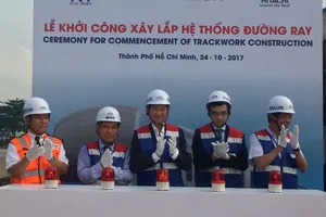 Bắt đầu lắp ray tuyến metro số 1 Bến Thành-Suối Tiên