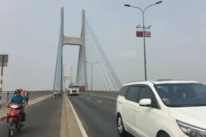 Xe qua cầu Phú Mỹ bị bắn tốc độ ra sao?