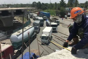 Gấp rút mở rộng, tạo thông thoáng cho tuyến Vành đai 2