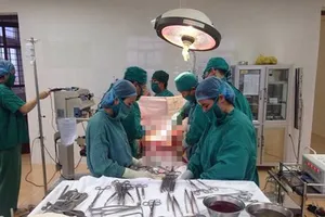 Bệnh viện tuyến huyện cứu sống bệnh nhân bị thủng tim